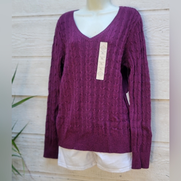St. John's Bay Womens V Neck Long Sleeve Pullover - Picture 8 of 11